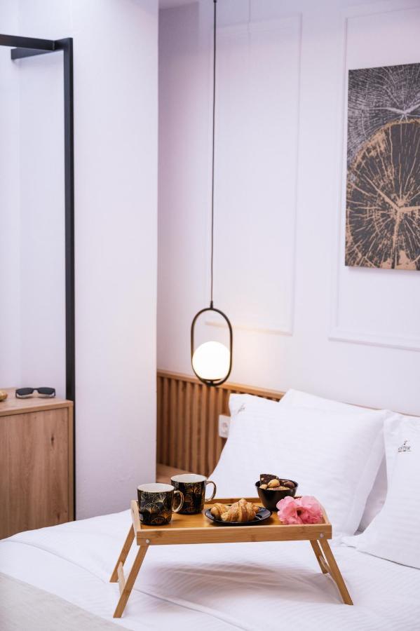 Fontem Central Living Candia Esterno foto