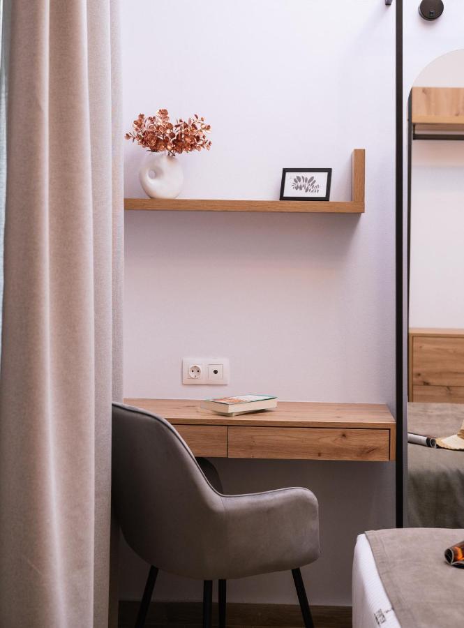 Fontem Central Living Candia Esterno foto